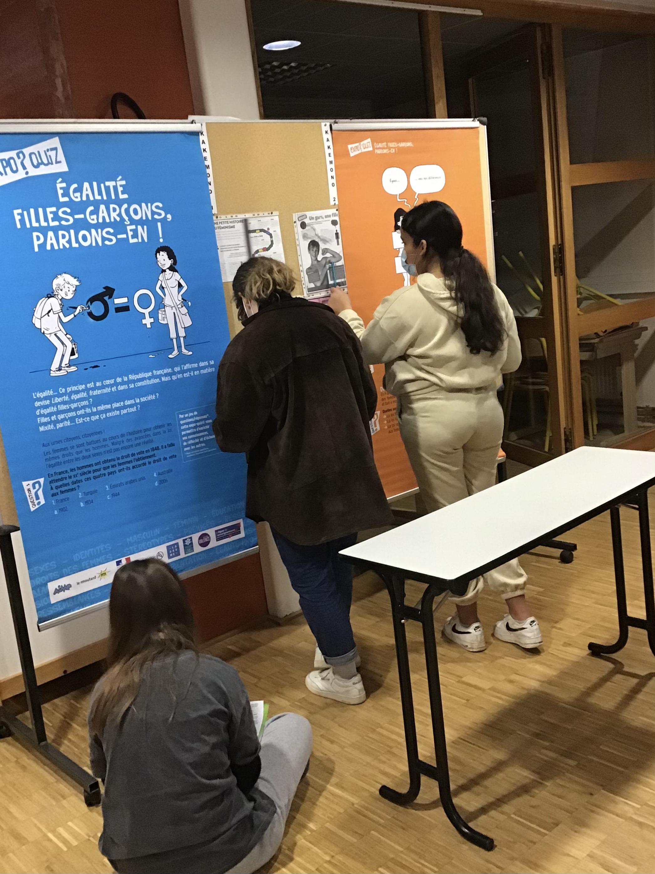 Expo Égalité Fillesgarçons Parlons En Collège Jean Macé Portes Lès Valence Drôme 